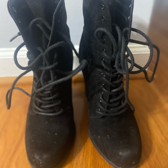 SALE Just Fab Heeled Boots - Picture 2 of 3